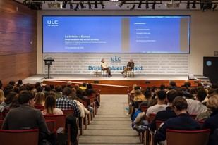 Conferencia sobre seguridad europea en el Institut Carlemany con Ricard Fernández Deu