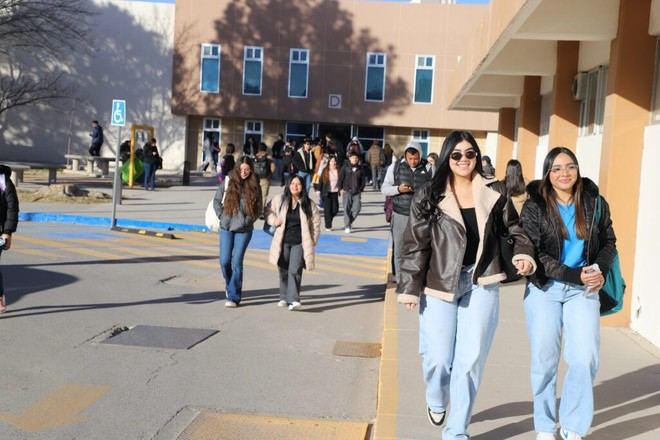 Cierre de actividades del semestre en la Universidad Autónoma de Juárez