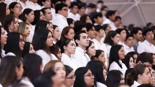 Estudiantes de UANL obtienen certificación en liderazgo de Harvard