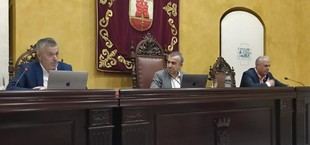 Lorenzo Silva aborda la relación entre literatura y derecho en San Roque