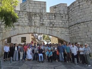 Estudiantes de la AUEX realizan excursión a Peñíscola
