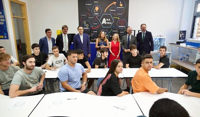 Inauguración del curso 2025/26 en el IES Zoco de Córdoba, destacado en Formación Profesional e innovación educativa