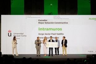 Estudiantes de la URJC brillan en el concurso internacional de PLADUR con su innovador diseño arquitectónico