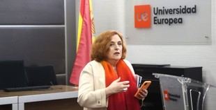 Estudiantes de la Universidad Europea abordan la historia de ETA mediante un cinefórum