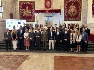 Tres estudiantes de la Universidad CEU Cardenal Herrera reciben los IX Premios 'Capitanía General' por su excelencia académica