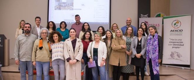Voluntarios de la UEx comparten sus experiencias internacionales con la comunidad académica