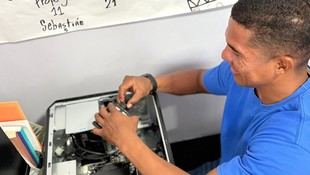 El equipo técnico que asegura la conectividad en la UNAL