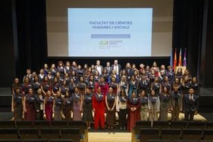 Graduación de 282 estudiantes en Humanidades y Comunicación en la UJI