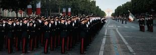 La École Polytechnique destaca su vínculo con la defensa en el desfile del 14 de julio