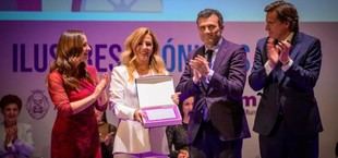 María Rosa Durán, investigadora de la UCA, premiada por su labor en cáncer infantil