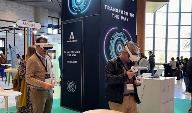 Más de 5.800 personas mejoran su empleabilidad con un simulador de realidad virtual en Andalucía