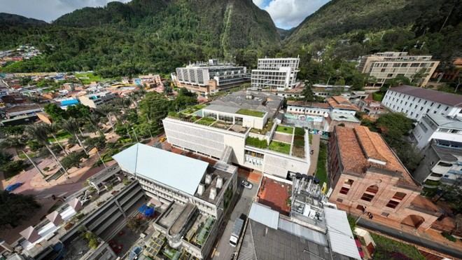 Universidad de los Andes aumenta inversión en educación y becas