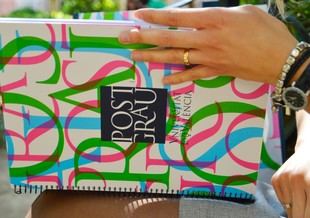 Aumenta un 25% el liderazgo femenino en la dirección de posgrados propios en la Universitat de València en diez años