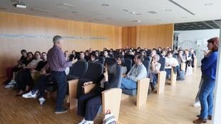 Colaboración de más de diez años entre CiMUS y ASPANAES en investigación sobre autismo