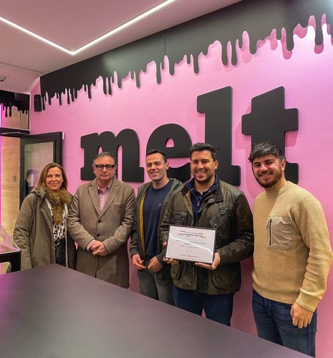 Melt Cakes, reconocidos como Emprendedores del Mes por sus tartas de queso artesanas