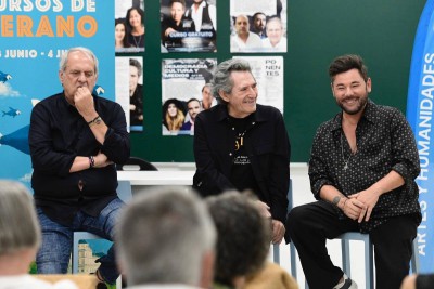 Miguel Poveda: 'Los artistas deben comprometerse políticamente'