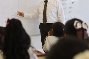 Minedu retira a más de 600 docentes y administrativos por delitos graves