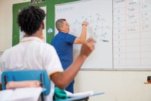 MinEducación lanza resolución para estabilizar traslados docentes