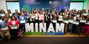 Cayetano Heredia recibe reconocimiento del Ministerio del Ambiente por su compromiso climático
