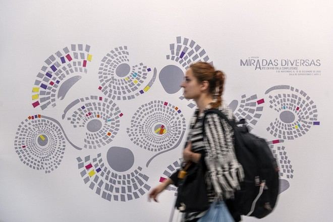Exposición 'Miradas Diversas' celebra la alegría y la diversidad en el arte