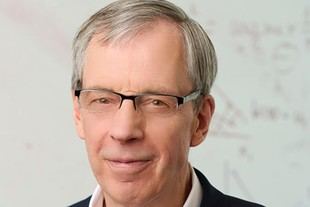 Whitney Newey recibe el Premio Nemmers en Economía de Northwestern University