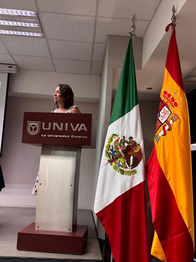 Estancia de formación en la UNIVA de México para la profesora Ana Mª Linares Alonso
