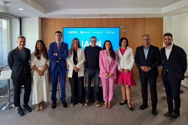 Se crea el Observatorio Anual IAON para estudiar la relación entre la sociedad española y la inteligencia artificial
