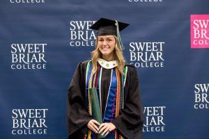 Natalie Cockey ’25: Liderazgo y Tradición en Sweet Briar