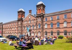 Inauguración de la primera escuela de medicina en Cumbria por Imperial y la Universidad de Cumbria