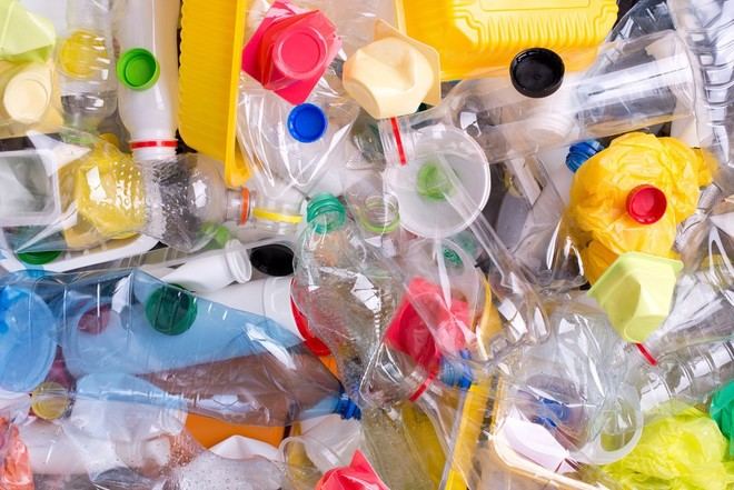 Investigadores piden acción global contra micro y nanoplásticos en la atmósfera