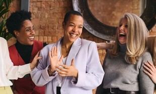 Estudio revela desigualdad en el acceso a la atención durante la menopausia