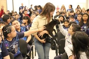 Niños de Juárez se convierten en guardianes del planeta en congreso animal