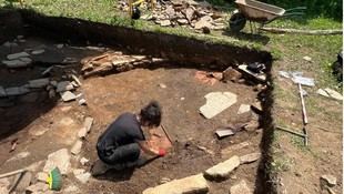 Escavaciones en San Vicente de Trigás profundizan en la historia rural altomedieval gallega