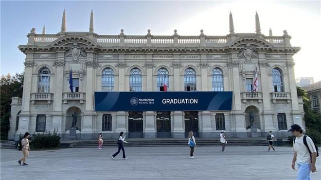 Nuevos fondos para las ceremonias de graduación en el Politécnico de Milán