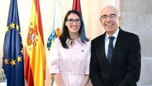 El director de la AEI, José Manuel Fernández, explora los centros de investigación de la USC en Galicia