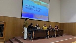 Estudiantes de Pedagogía donan materiales inclusivos a Aspaber