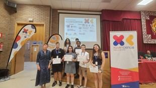 El proyecto 'Fotosíntesis artificial' de la USC se lleva el XII Premio Aresa Júnior