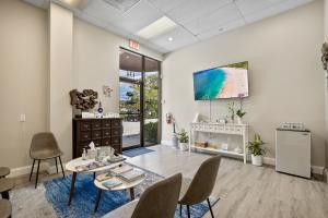 Juno Counseling y Wellness recibe dos premios en los Community Choice Awards 2025 de Palm Beach