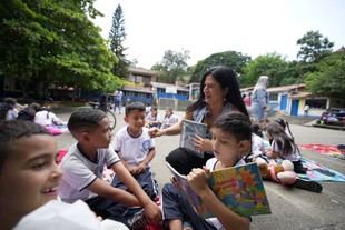 Olga Villa transforma la biblioteca escolar en un centro de aprendizaje integral