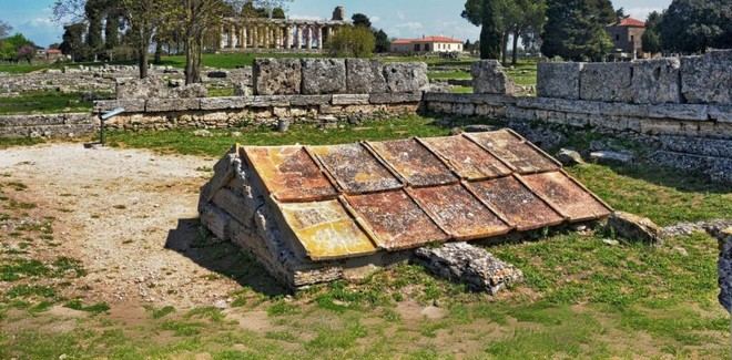 Científicos de Oxford descubren restos de miel en un santuario griego de 2,500 años