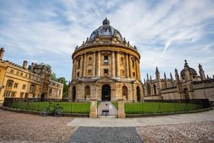 Oxford University celebra inversión de 155 millones de libras para reabrir la línea de tren Cowley