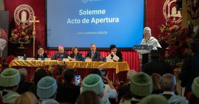 La UCAM otorga el título de Doctor Honoris Causa al P. Mario Pezzi