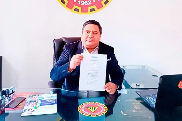 FUNIBER y el Colegio de Ingenieros del Perú firman convenio para mejorar la formación profesional