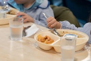 Plato Limpio inicia su misión para reducir el desperdicio alimentario en comedores escolares