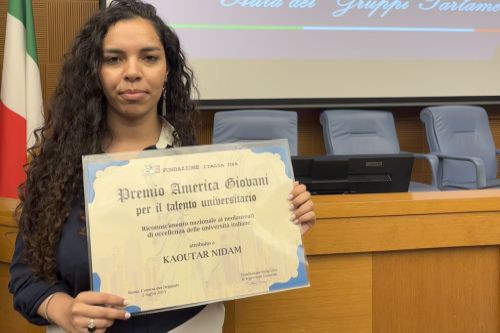 Kaoutar Nidam y Thomas Campidelli, galardonados con el Premio America Giovani al talento universitario