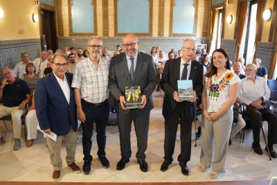 Presentación del libro sobre la flora vascular de Córdoba por Juan Antonio Devesa Alcaraz