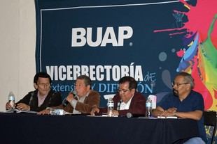 BUAP presenta un libro que retrata la transformación de Puebla en los años 70, 80 y 90