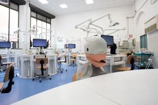 La Universidad de Bolonia se une a la campaña de prevención del cáncer de cabeza y cuello 2025