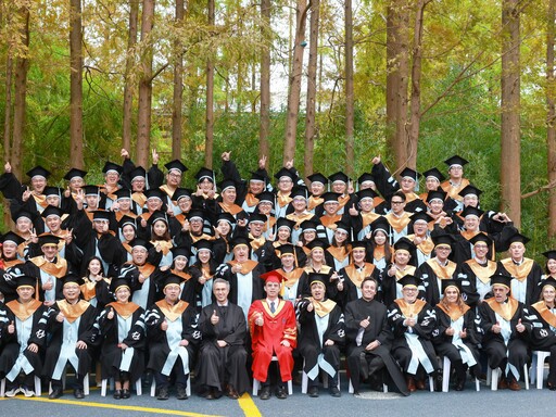 Graduación de los primeros maestros de la ULisboa School en Shanghái