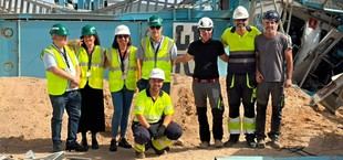 Profesores de la UCA presencian el desmantelamiento de una grúa en APM Terminals Algeciras
